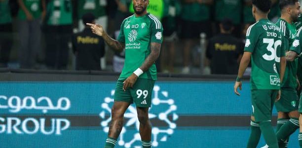 ما طرق حجز وشراء تذاكر مباراة الشباب والأهلي في دوري روشن السعودي 2024-25؟ وما أسعارها؟